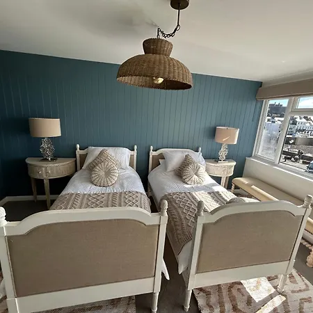 Retreat Main House Appartement