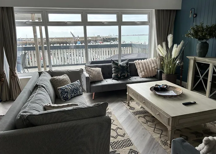 Retreat Main House Apartament Gorey