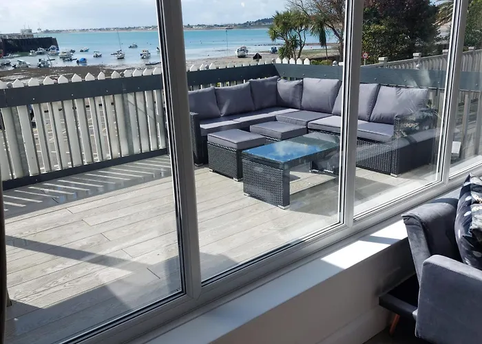 Retreat Main House Apartament Gorey