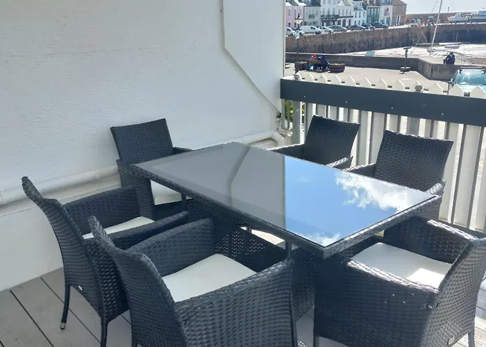 Retreat Main House Apartament Gorey