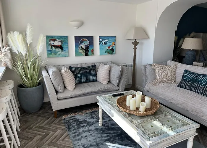 Apartament Retreat Main House *