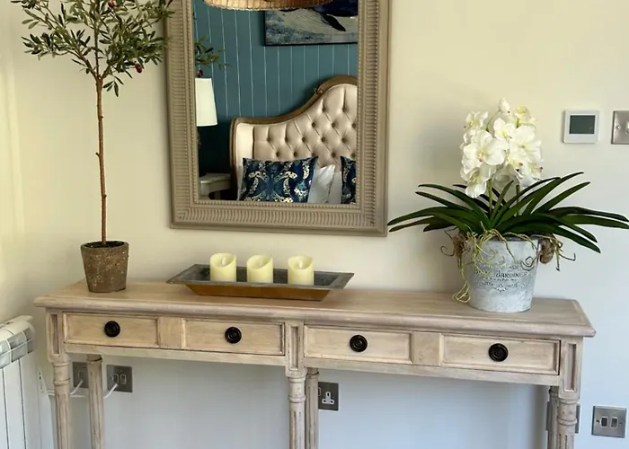 Apartament Retreat Main House *