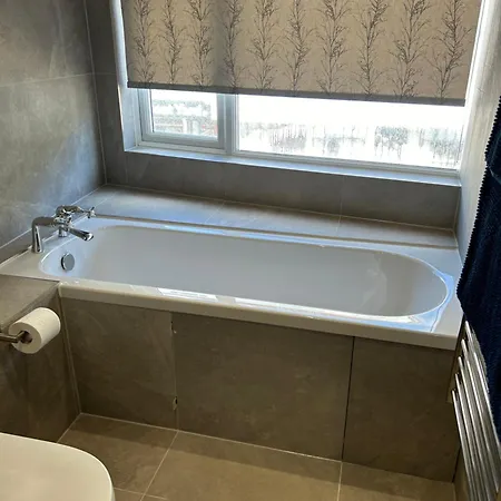 Retreat Main House Apartment *