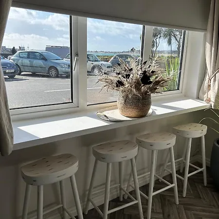 Apartment Retreat Main House Gorey