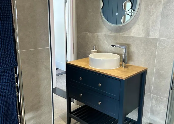 Retreat Main House Lejlighed Gorey