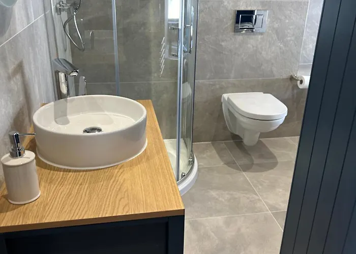 Retreat Main House Lejlighed Gorey