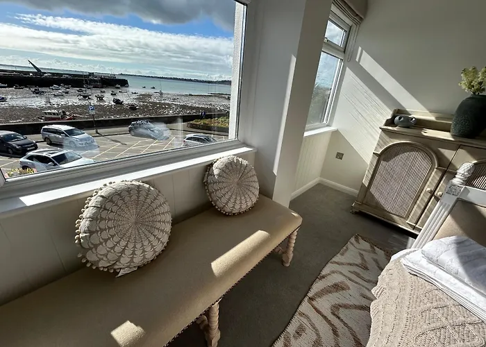 Retreat Main House Lejlighed *